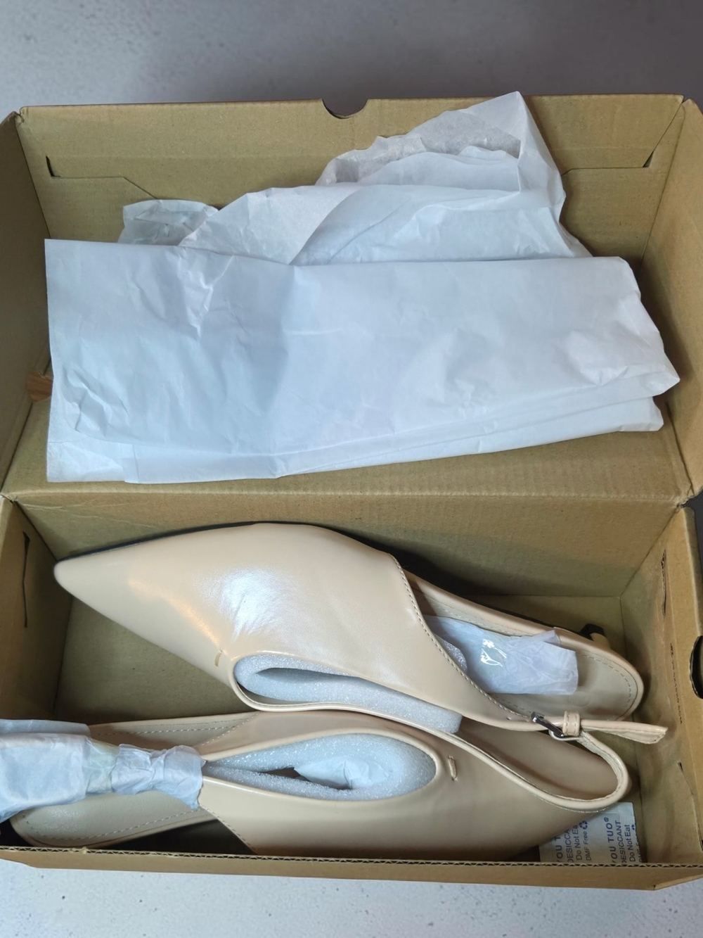 Coutgo Nude Beige Low Kitten Heel Slingback Closed Toe Pumps - Picture 6 of 7